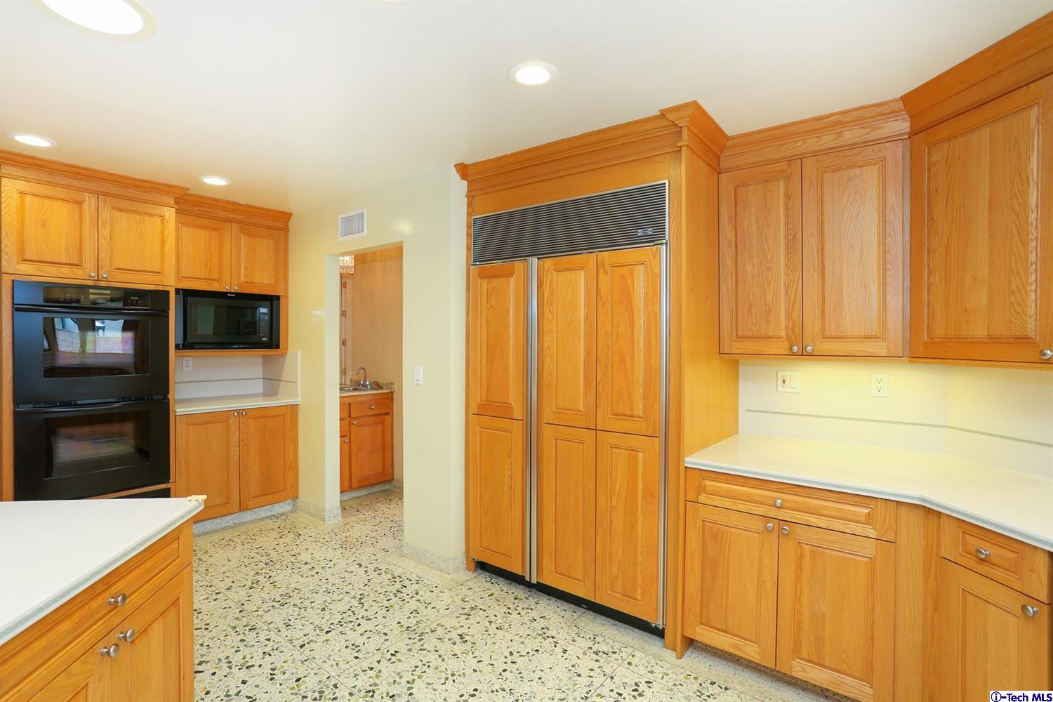 1412 Valley View Road, Unit 1 Glendale, CA 91202 - Photo 27 of 76