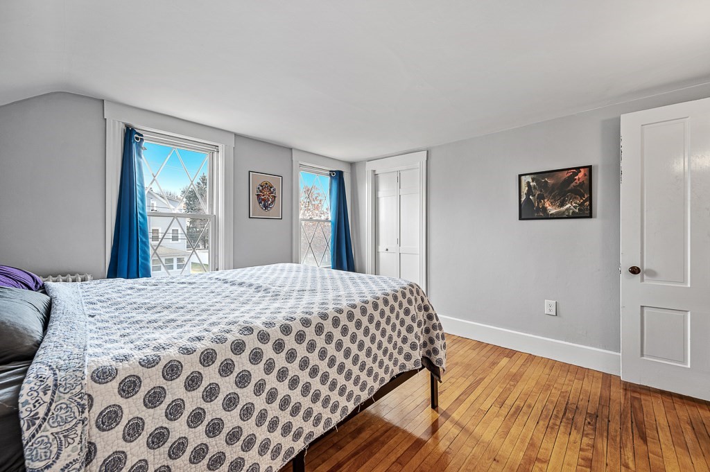 10 Steele Street Worcester, MA 01607 - Photo 13 of 29