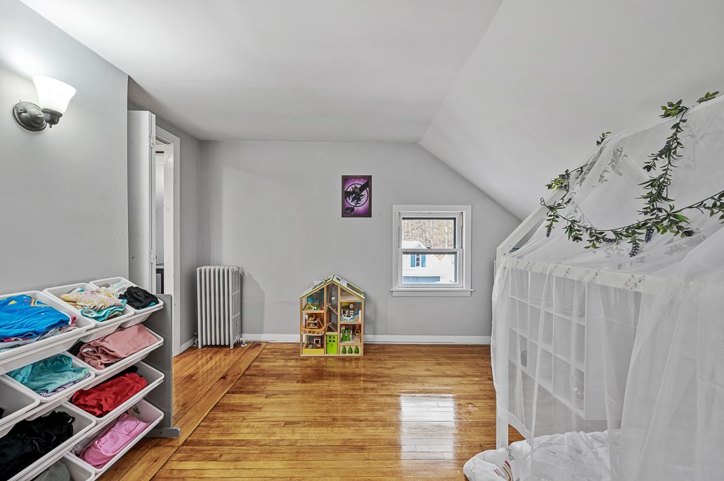 10 Steele Street Worcester, MA 01607 - Photo 18 of 29