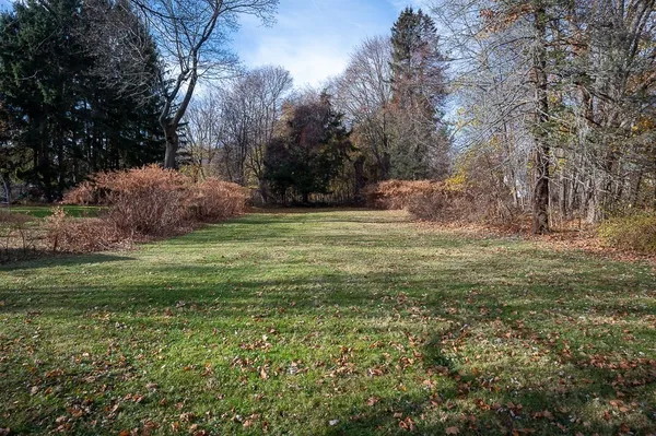 $381,500 | 10 Steele Street, Worcester, MA 01607