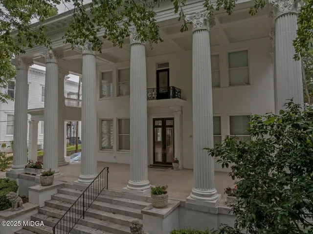 $1,625,000 | 195 College Street, Macon, GA 31201