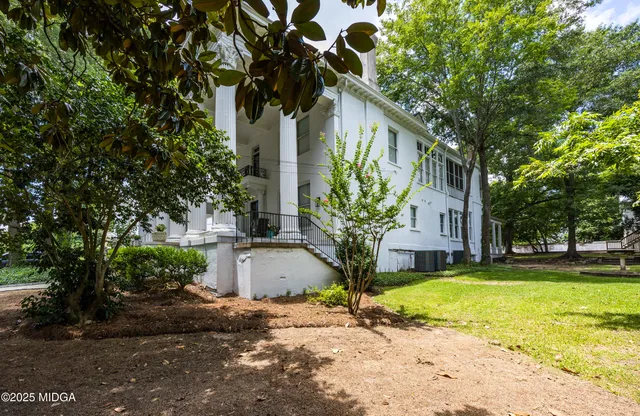 $1,625,000 | 195 College Street, Macon, GA 31201
