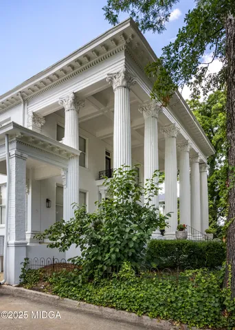 $1,625,000 | 195 College Street, Macon, GA 31201
