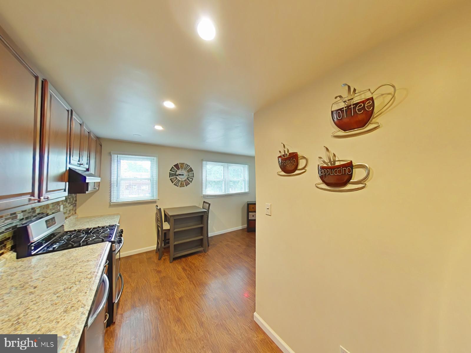 2071 Kent Road Folcroft, PA 19032 - Photo 3 of 16 Kitchen