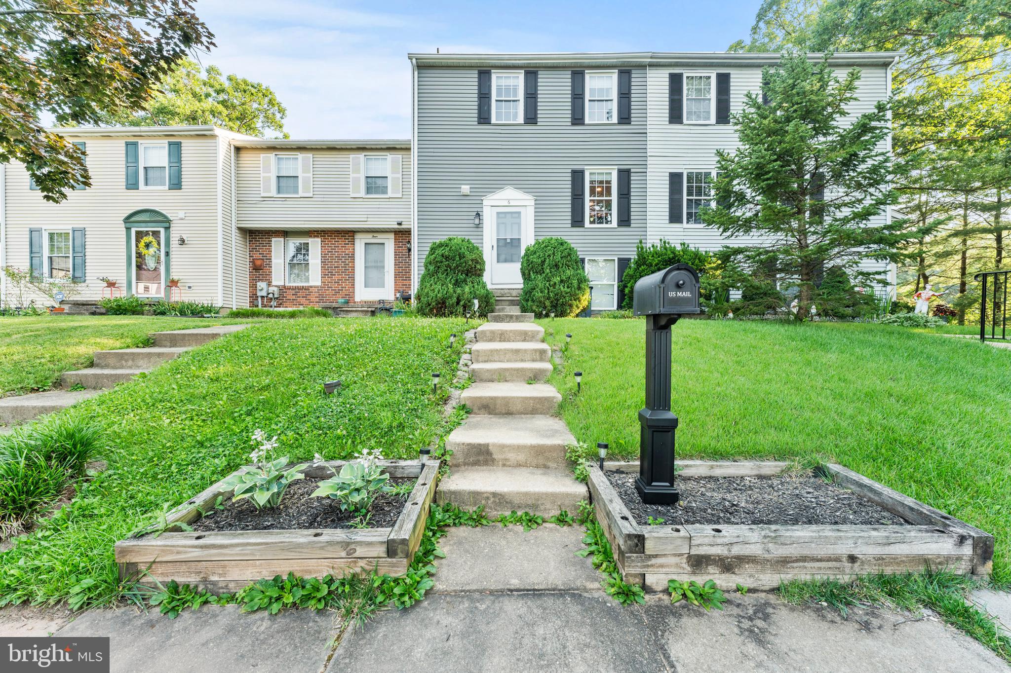 6 Crosswall Court Nottingham, MD 21236 - Photo 1 of 26