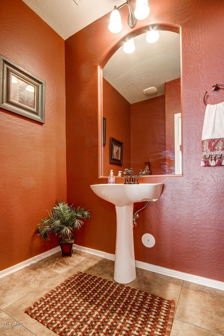 4352 East Foundation Street Gilbert, AZ 85234 - Photo 13 of 41 Half Bath