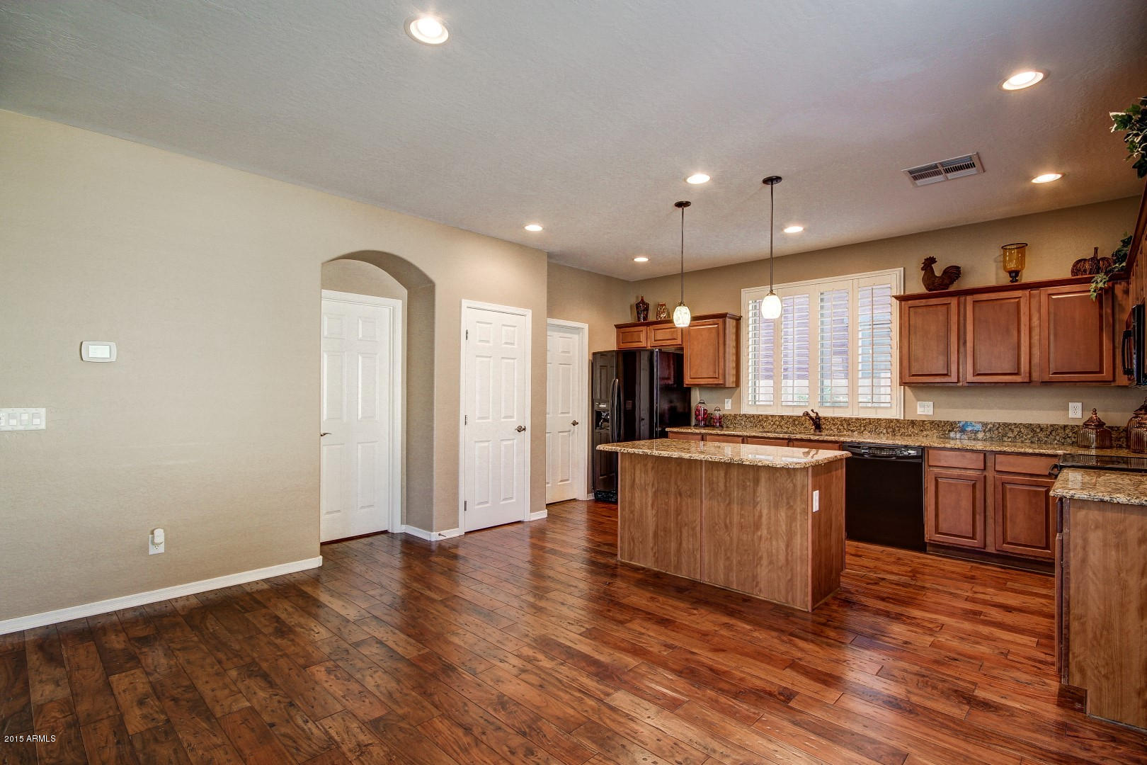 4352 East Foundation Street Gilbert, AZ 85234 - Photo 9 of 41 Beautiful Kitchen