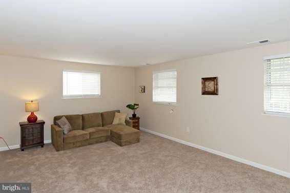 3716 Swann Road Suitland, MD 20746 - Photo 22 of 29 Interior (General)