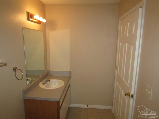 $1,095 | 7135 Pearson Road, Unit 7, Pensacola, FL 32526