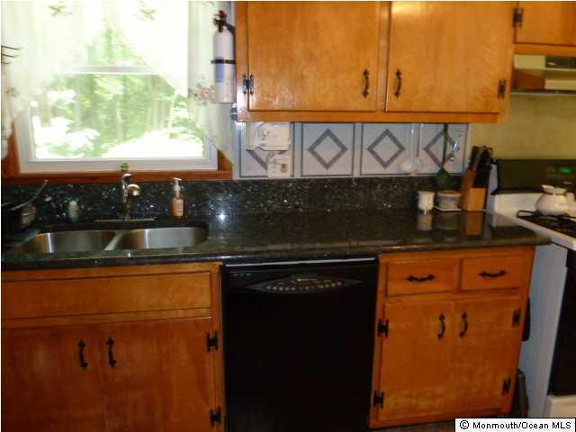 13 Ridge Road Morganville, NJ 07751 - Photo 2 of 3 Additional Photo