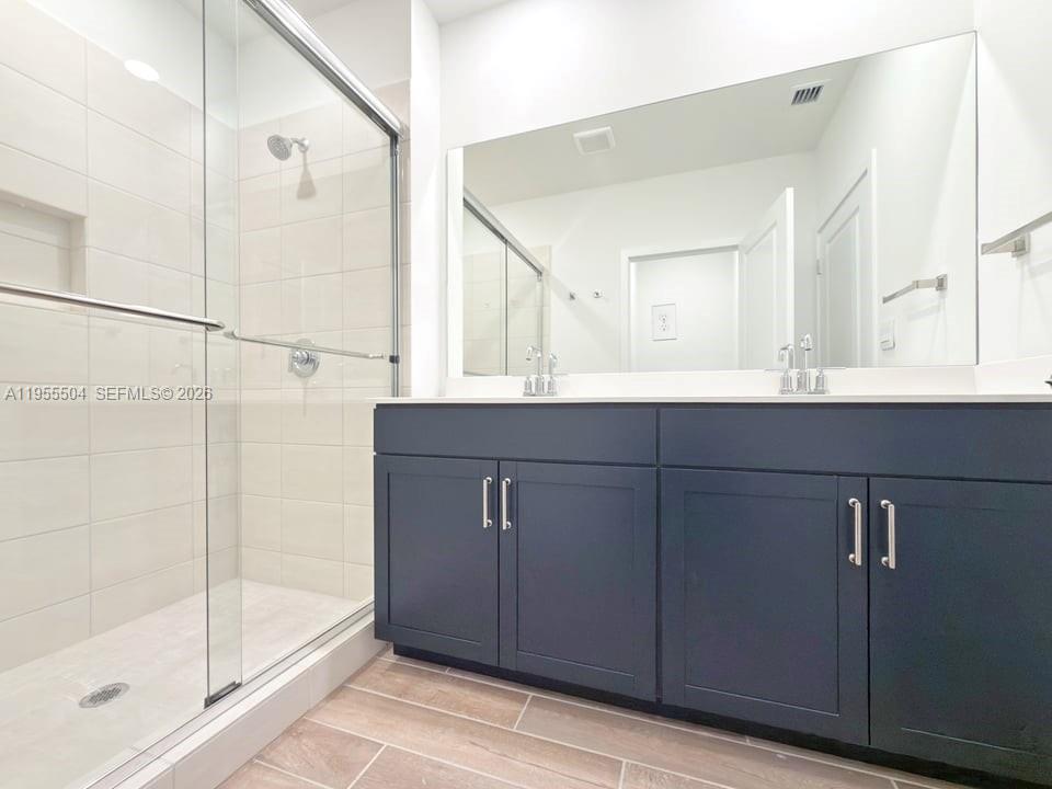 184 Northeast 13th Circle Homestead, FL 33033 - Photo 18 of 39