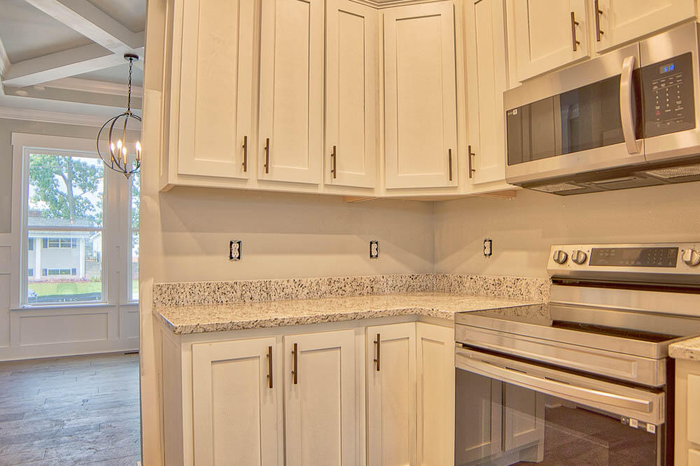 43 Stuart Road Fort Oglethorpe, GA 30742 - Photo 11 of 43 kitchen 5