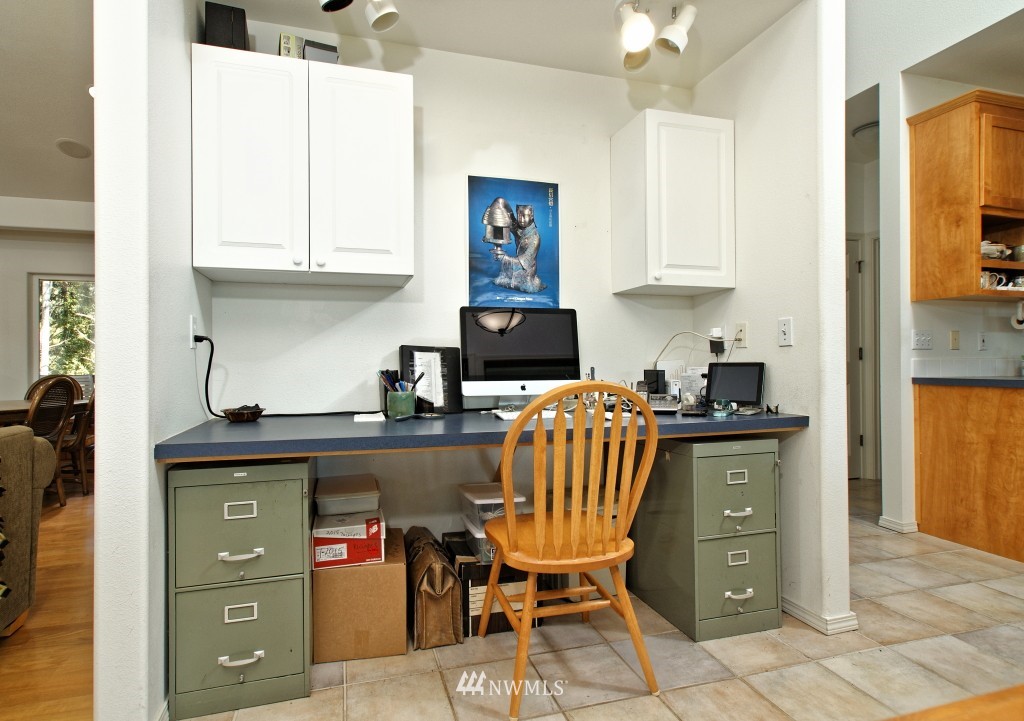 380 East Stretch Island Road South Grapeview, WA 98546 - Photo 13 of 25 Gallery Image 13