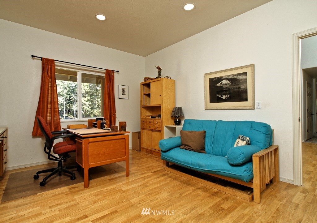 380 East Stretch Island Road South Grapeview, WA 98546 - Photo 19 of 25 Gallery Image 19