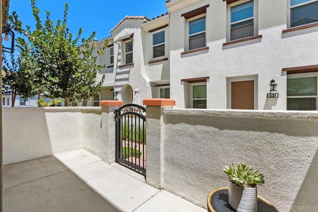 4136 Rio Azul Way Oceanside, CA 92057 - Photo 5 of 48