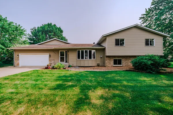 $475,000 | 5708 Nightingale Court, St. Cloud, MN 56303