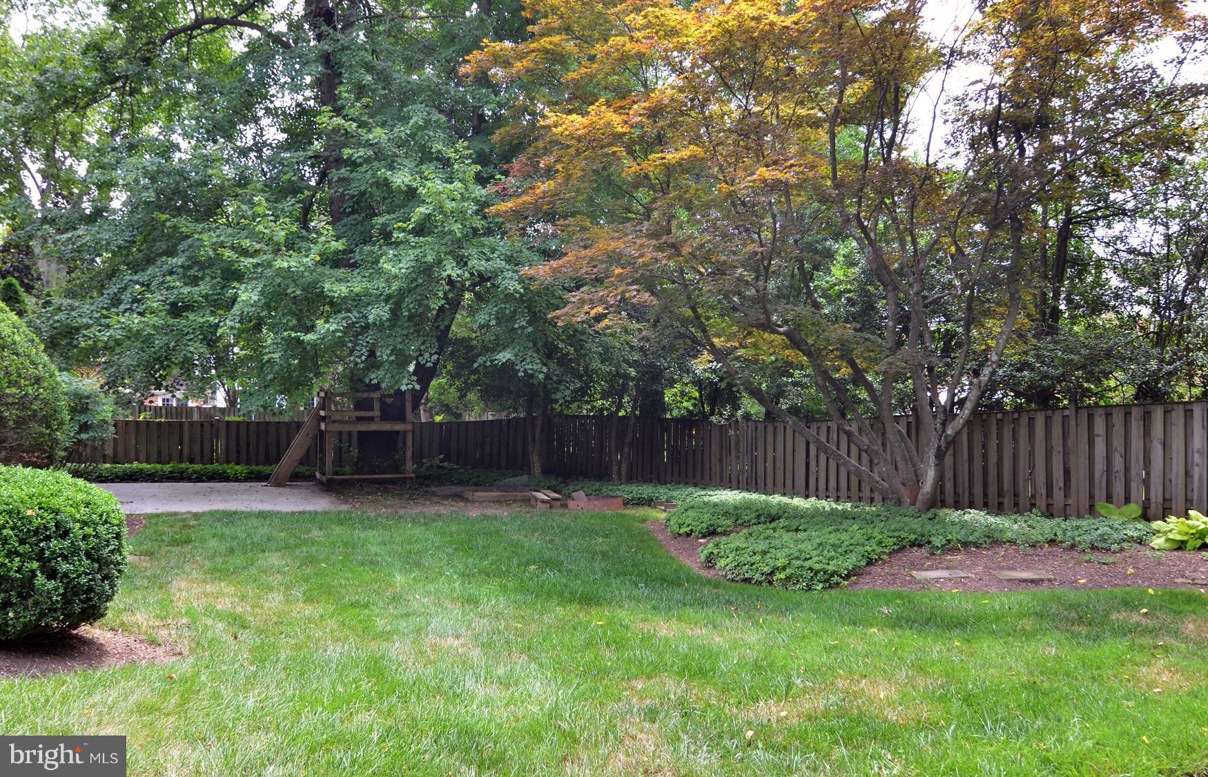 7208 Marbury Road Bethesda, MD 20817 - Photo 19 of 30 Exterior (Rear)