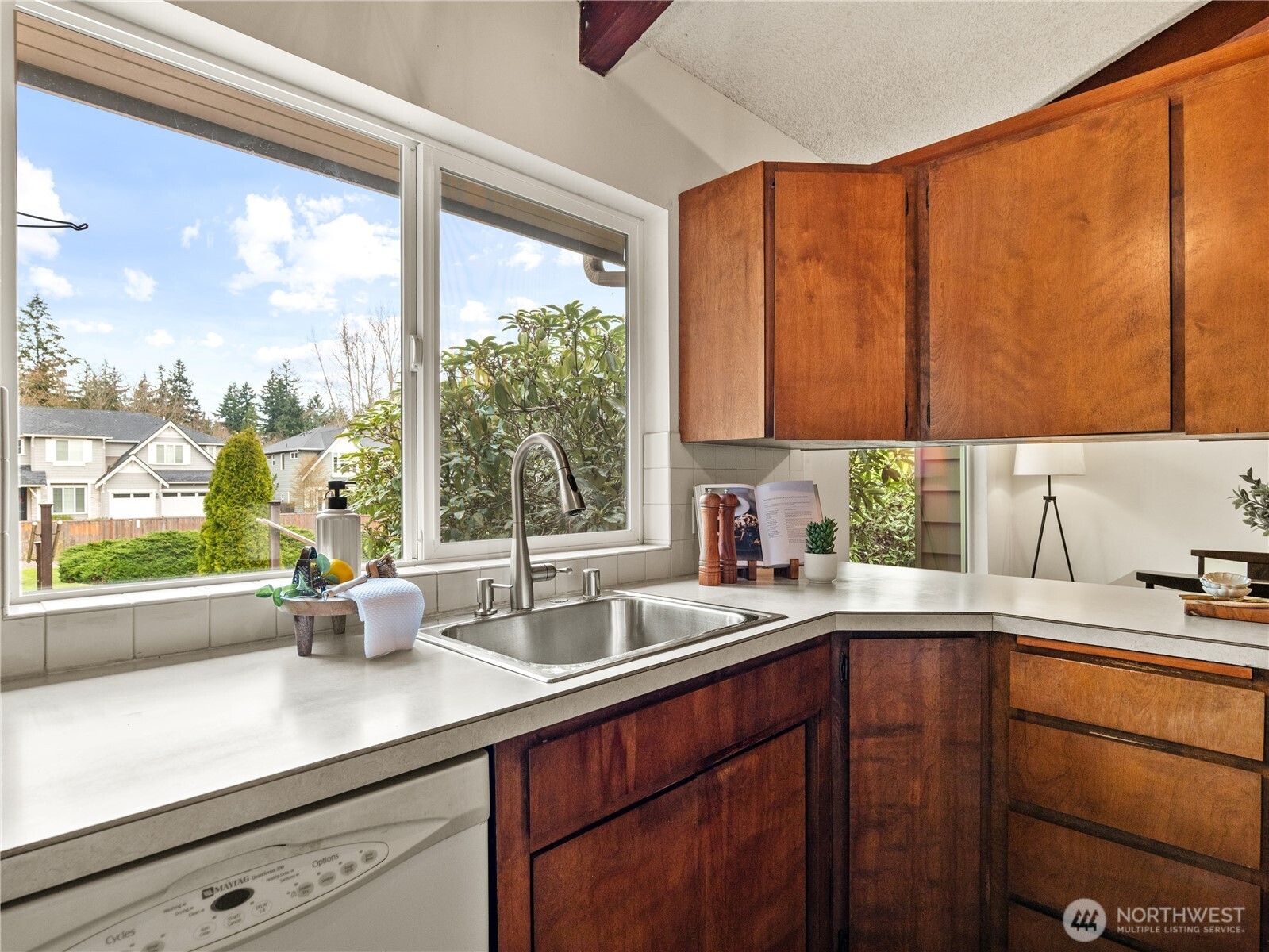 725 232nd Street Southeast Bothell, WA 98021 - Photo 11 of 34