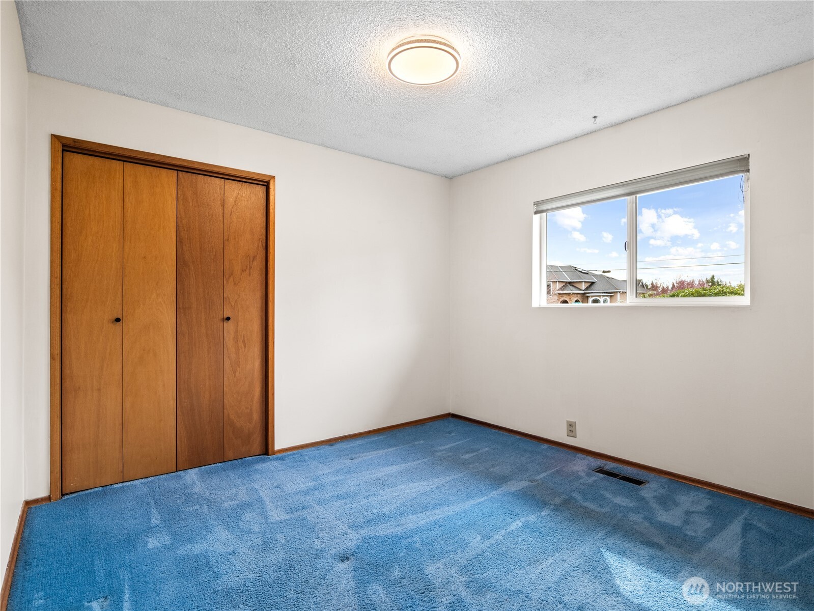 725 232nd Street Southeast Bothell, WA 98021 - Photo 19 of 34