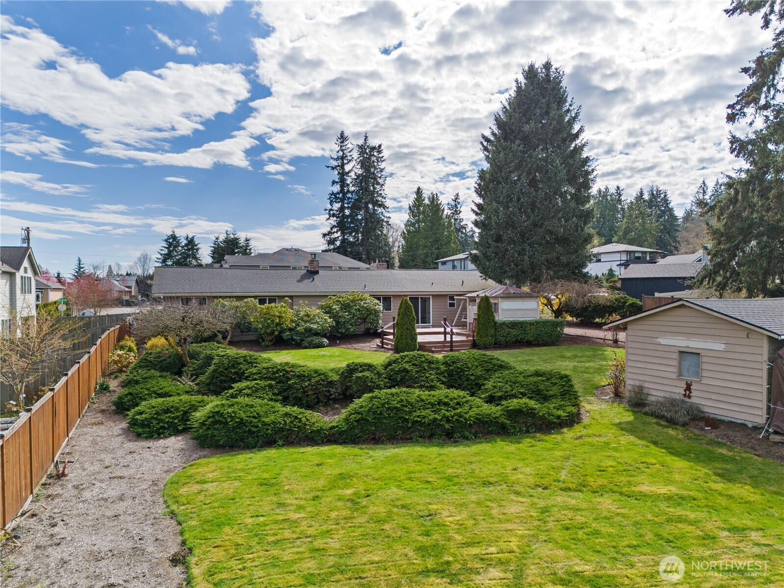 725 232nd Street Southeast Bothell, WA 98021 - Photo 5 of 34