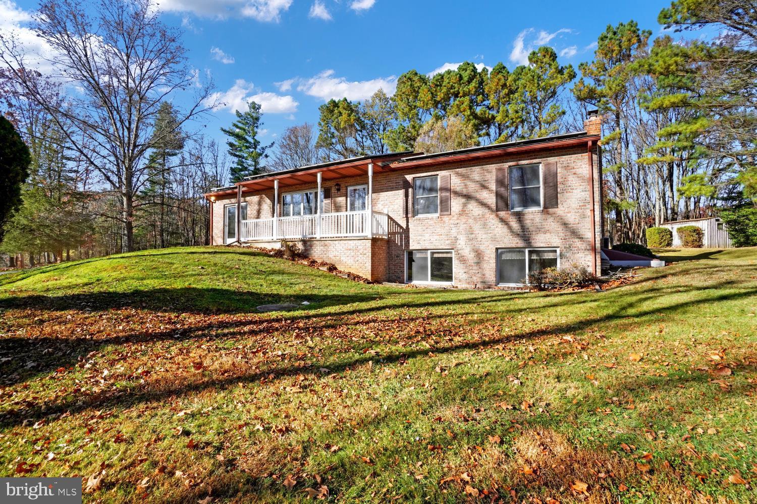 20075 Dutton Road Stewartstown, PA 17363 - Photo 2 of 33 Gallery Image 2