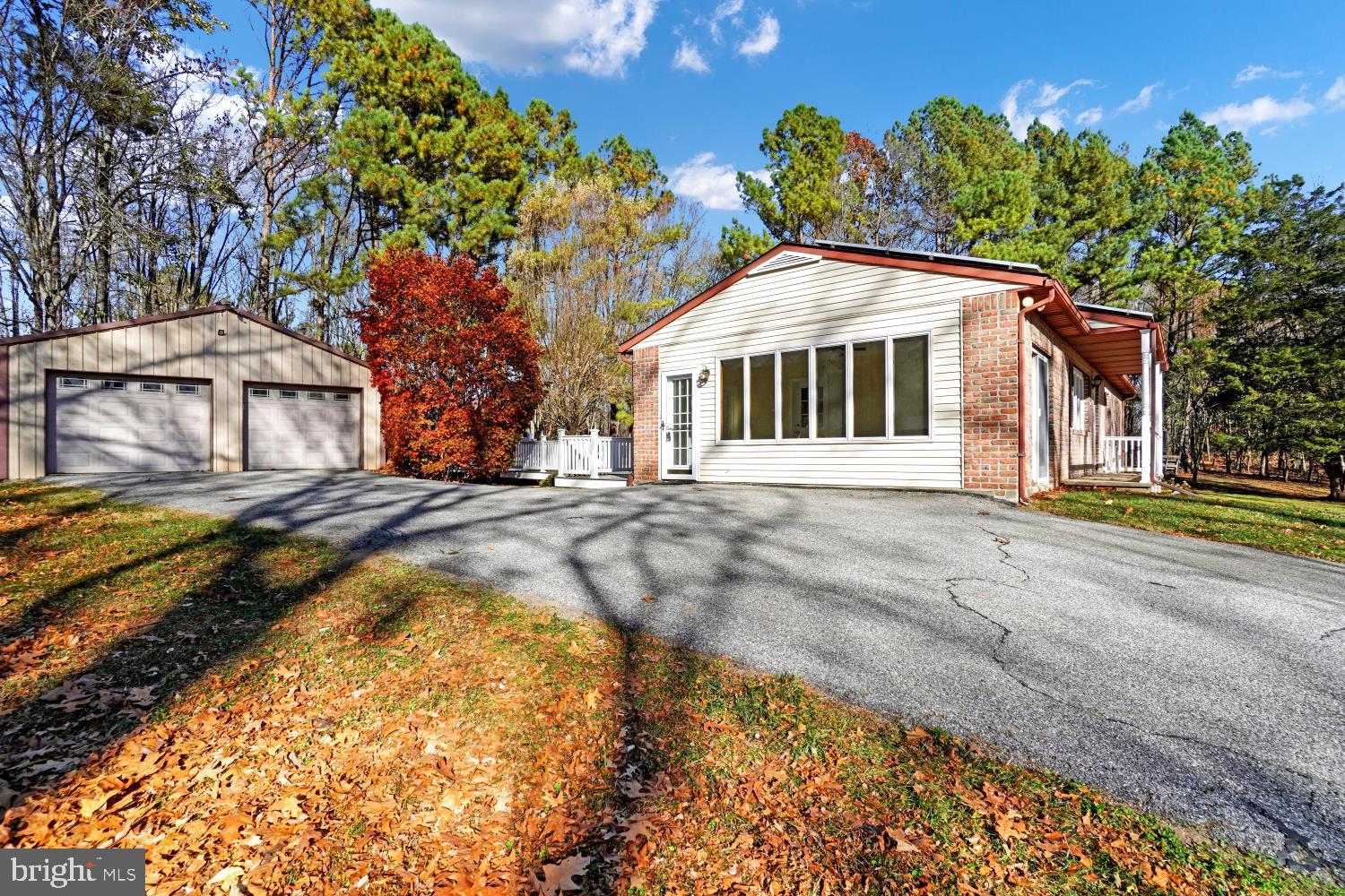 20075 Dutton Road Stewartstown, PA 17363 - Photo 3 of 33 Gallery Image 3