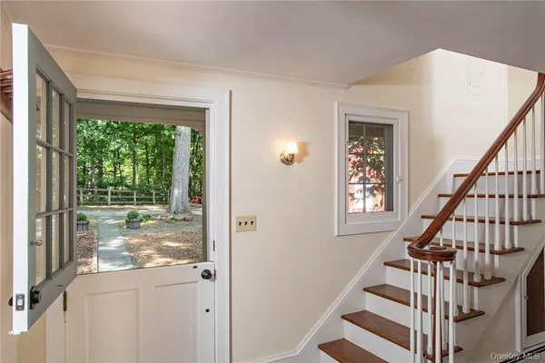 $2,600 | 332 A Quaker Hill Road, Pawling, NY 12564