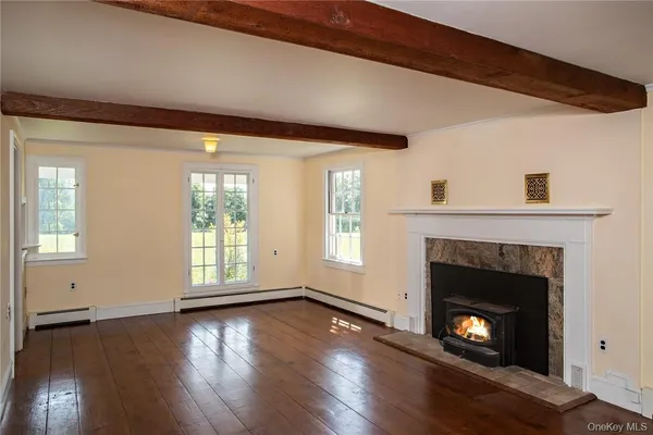 $2,600 | 332 A Quaker Hill Road, Pawling, NY 12564