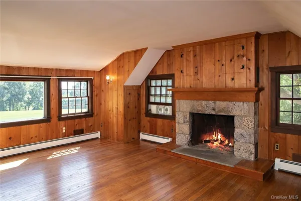 $2,600 | 332 A Quaker Hill Road, Pawling, NY 12564