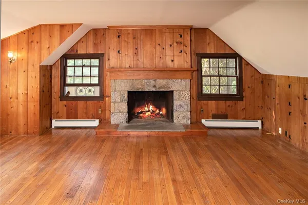 $2,600 | 332 A Quaker Hill Road, Pawling, NY 12564