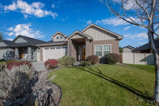 $415,000 | 5010 South Lava Springs Loop, Nampa, ID 83686