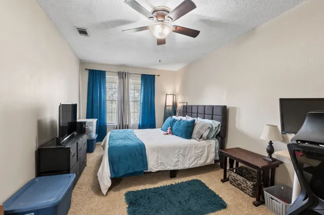 $1,545 | 1015 East Yager Lane, Unit 56, Austin, TX 78753