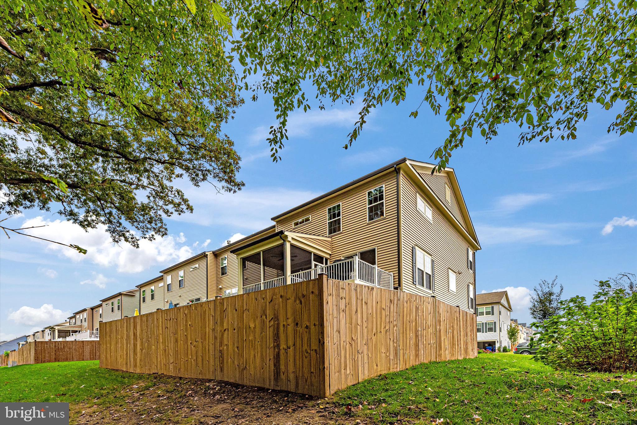 5638 Scott Ridge Place Frederick, MD 21704 - Photo 37 of 57 FENCEDIN YARD! BRING FIDO!