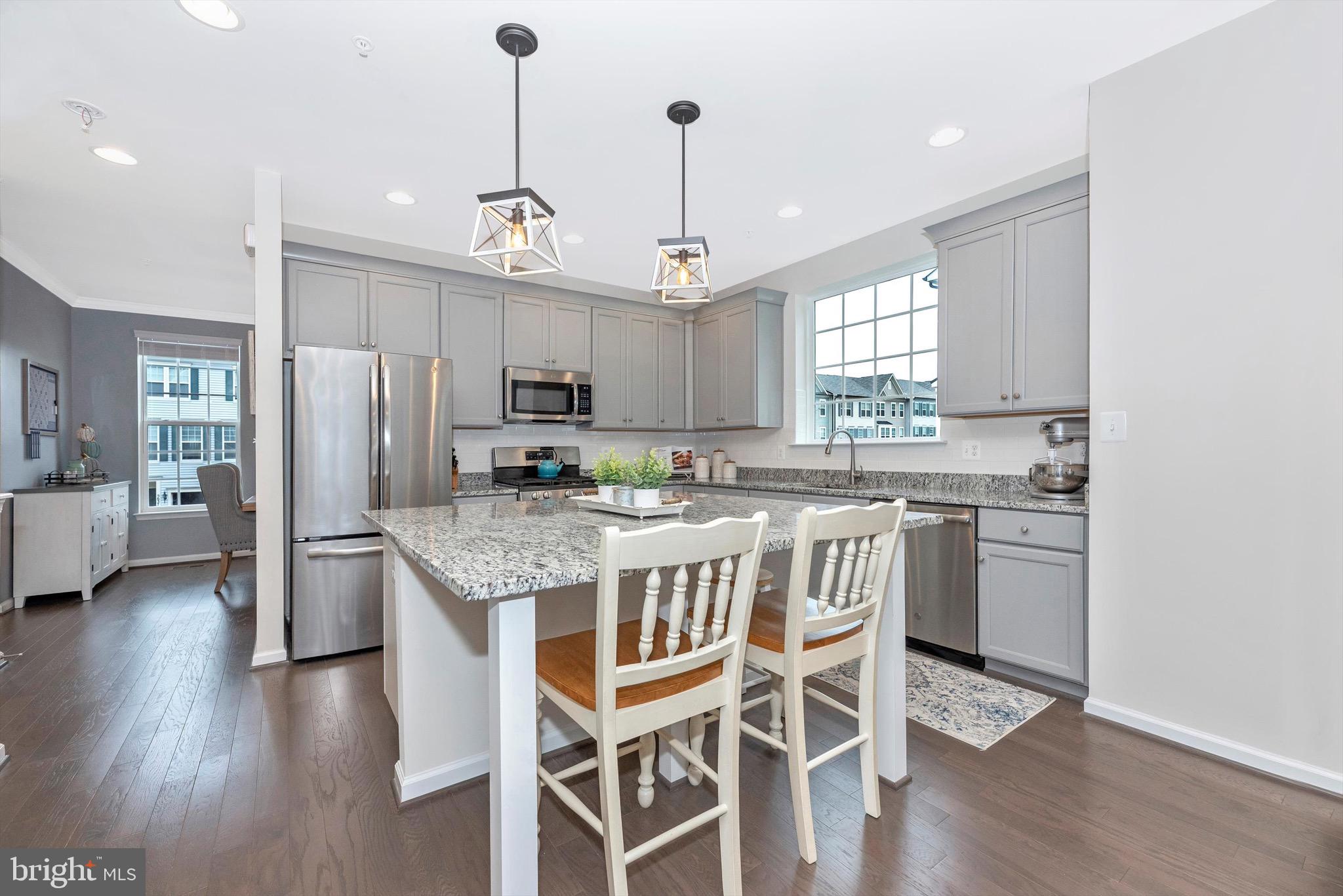 5638 Scott Ridge Place Frederick, MD 21704 - Photo 10 of 57 STAINLESS APPLIANCES