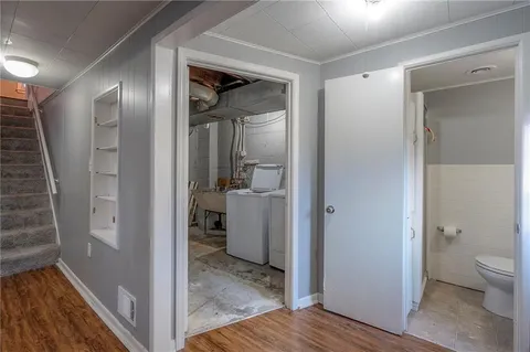 $245,000 | 9 West Pocahontas Lane, Kansas City, MO 64114