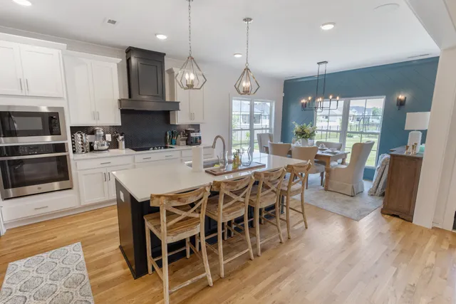 $869,900 | 2707 Congress Drive, Murfreesboro, TN 37128