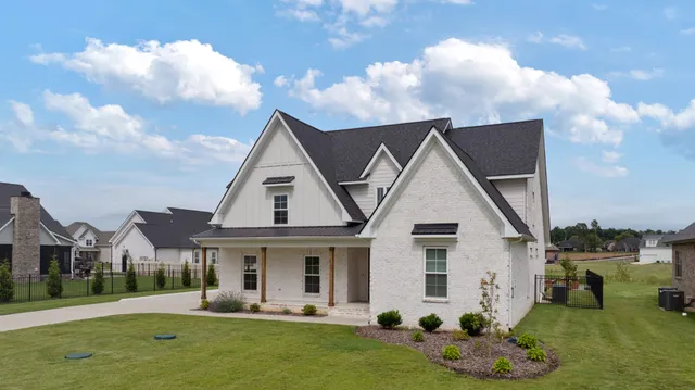 $869,900 | 2707 Congress Drive, Murfreesboro, TN 37128