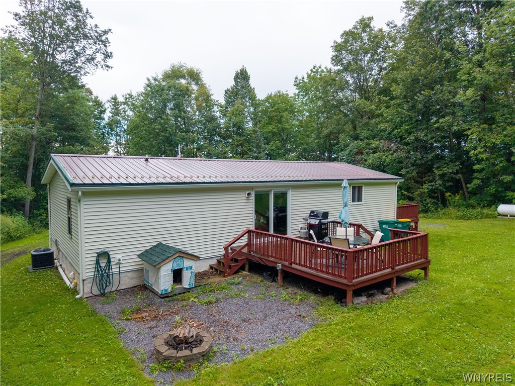 4540 State Route Silver Springs, NY 14550 - Photo 24 of 30 back if home