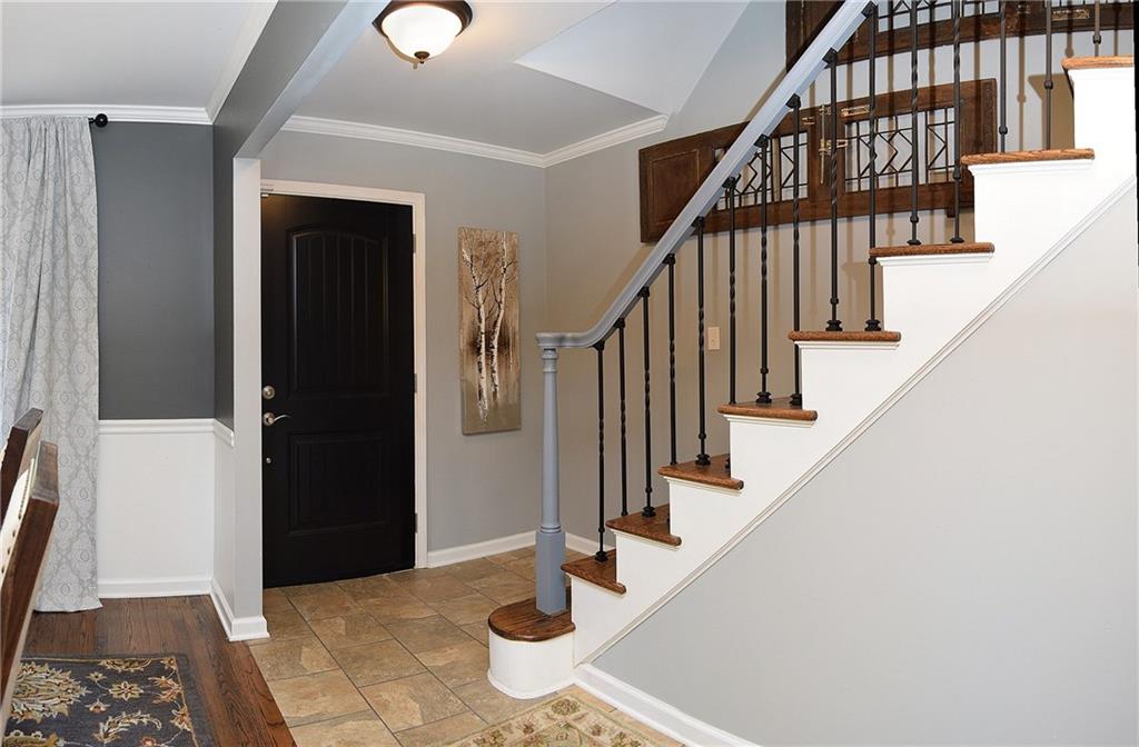 6468 Harbridge Road Indianapolis, IN 46220 - Photo 4 of 31