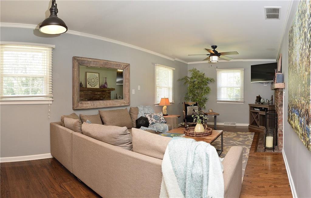 6468 Harbridge Road Indianapolis, IN 46220 - Photo 5 of 31