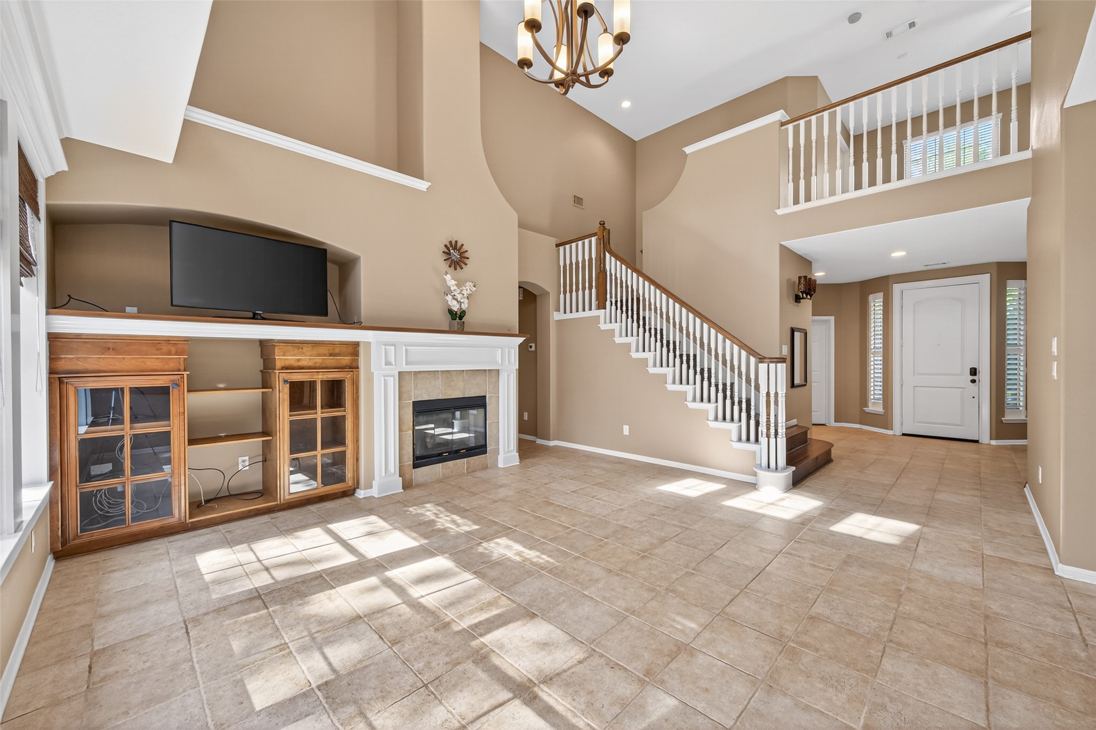 10 Mirror Ridge Drive The Woodlands, TX 77382 - Photo 11 of 48