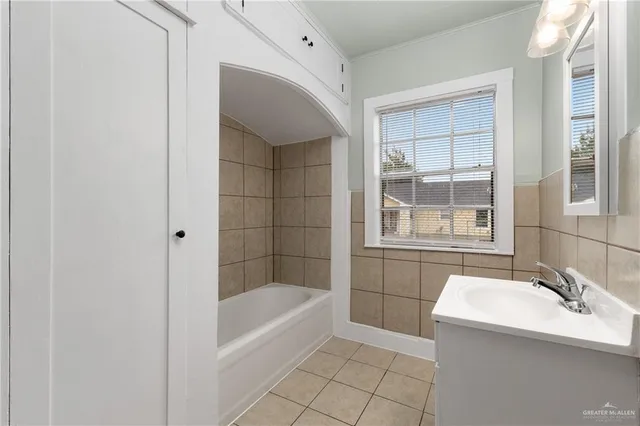 $179,999 | 1022 East Filmore Avenue, Harlingen, TX 78550