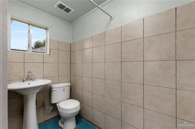 $179,999 | 1022 East Filmore Avenue, Harlingen, TX 78550