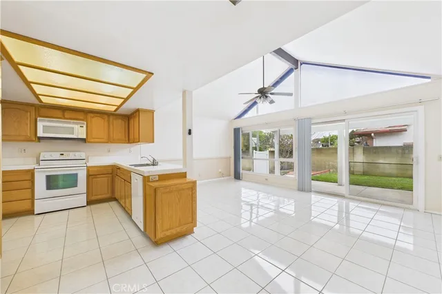 $999,000 | 5270 Vista Hermosa, Cypress, CA 90630