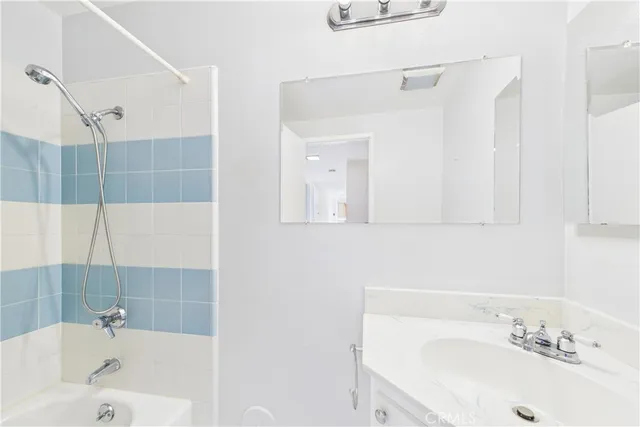 $999,000 | 5270 Vista Hermosa, Cypress, CA 90630