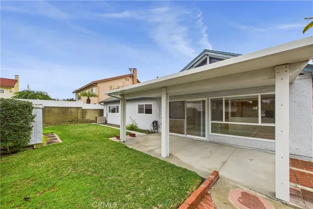 $999,000 | 5270 Vista Hermosa, Cypress, CA 90630