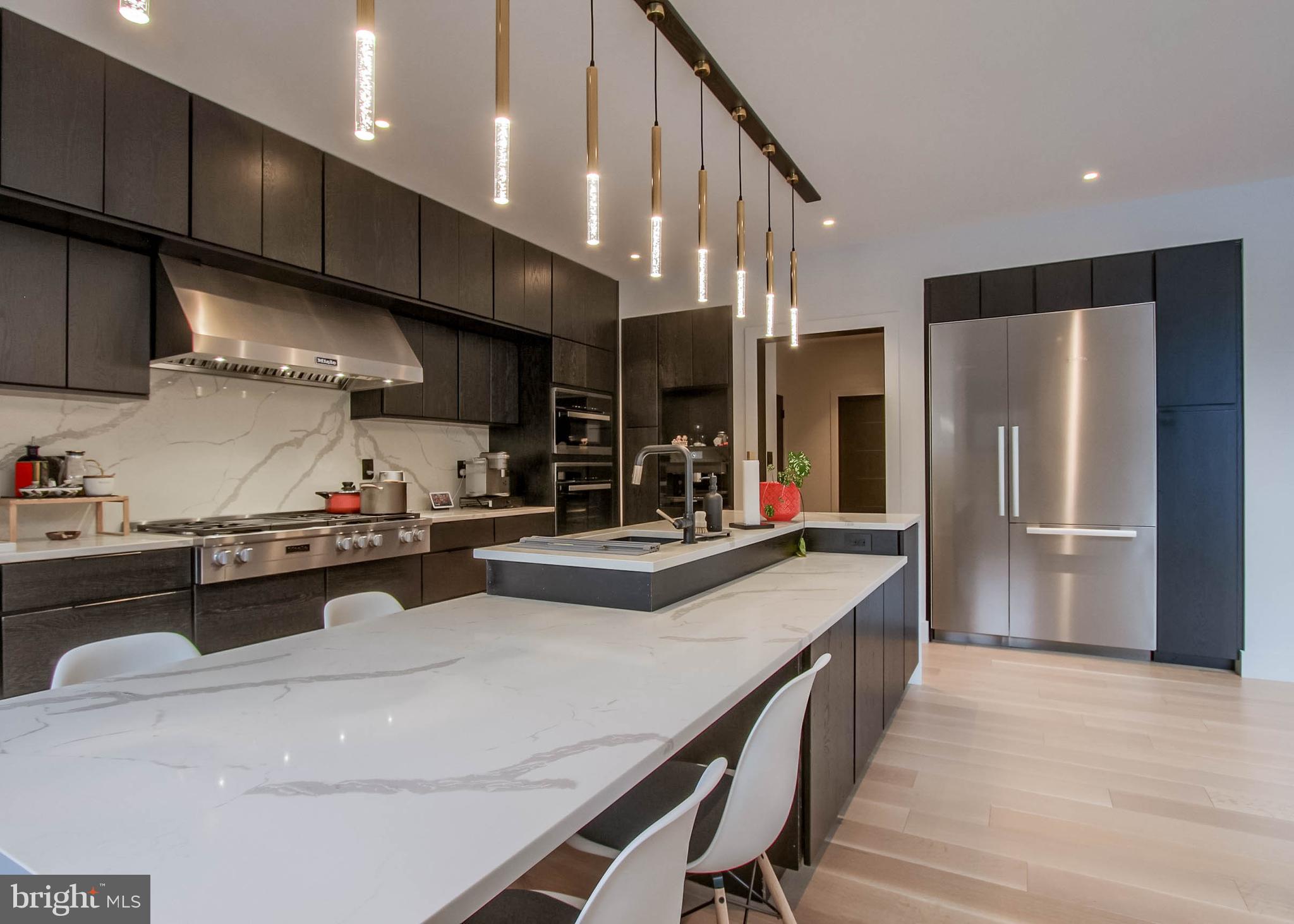 1118 Grove Road Harrisburg, PA 17111 - Photo 14 of 103 Gourmet kitchen with 2 tiered island