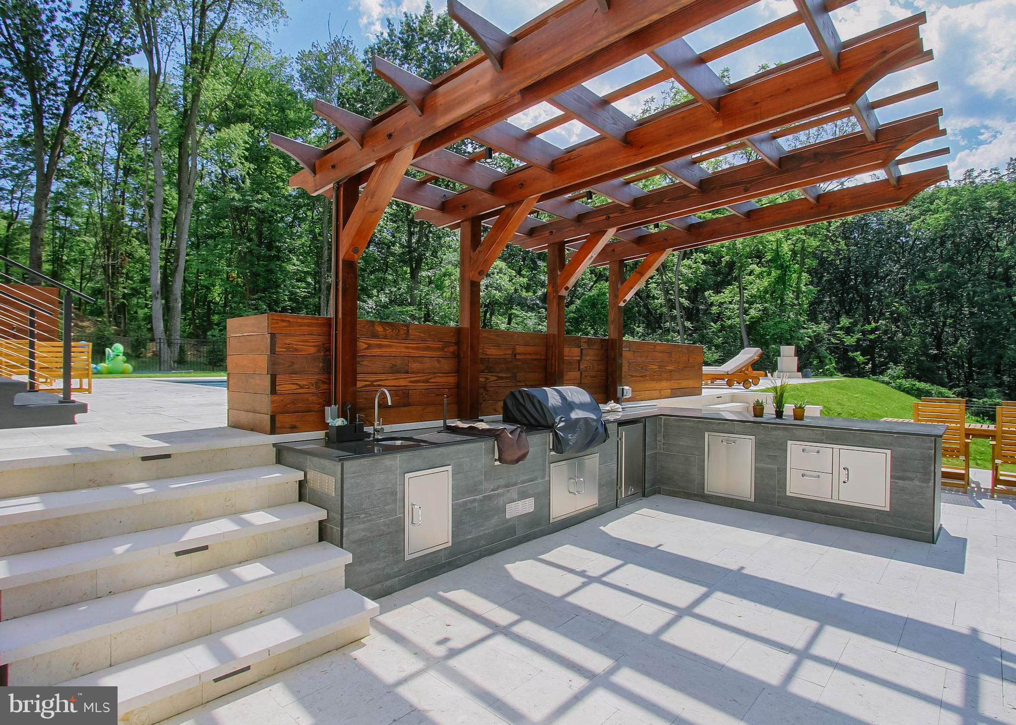 1118 Grove Road Harrisburg, PA 17111 - Photo 70 of 103 Full exterior kitchen