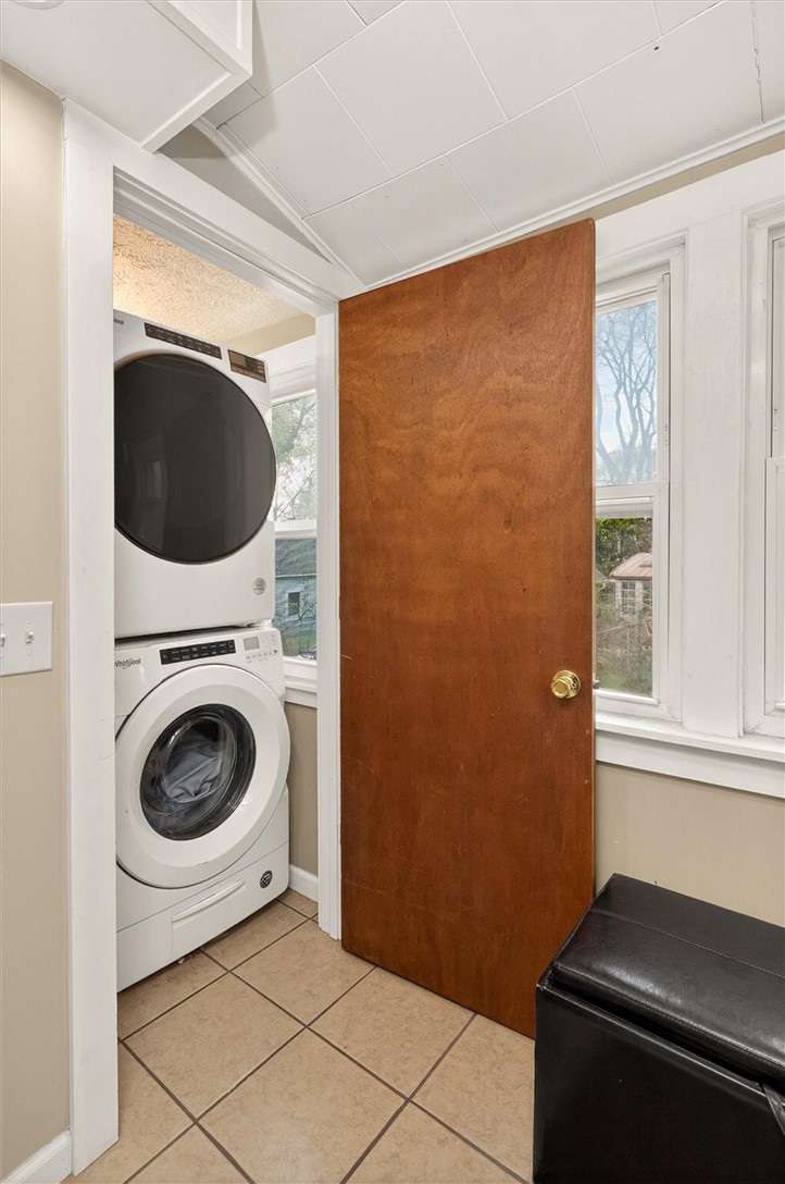 28 Croydon Road Rochester, NY 14610 - Photo 30 of 50