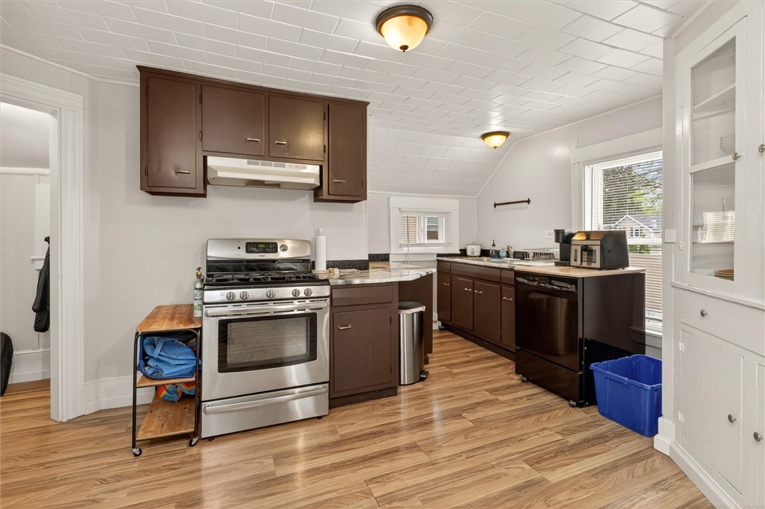 28 Croydon Road Rochester, NY 14610 - Photo 34 of 50